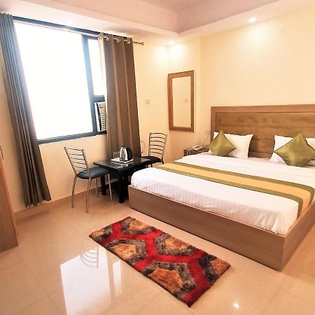 Hotel Darshini Inn Харидвар Экстерьер фото