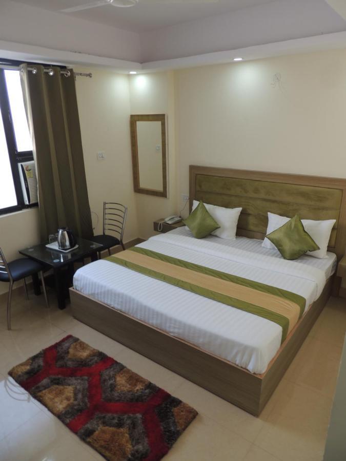 Hotel Darshini Inn Харидвар Экстерьер фото